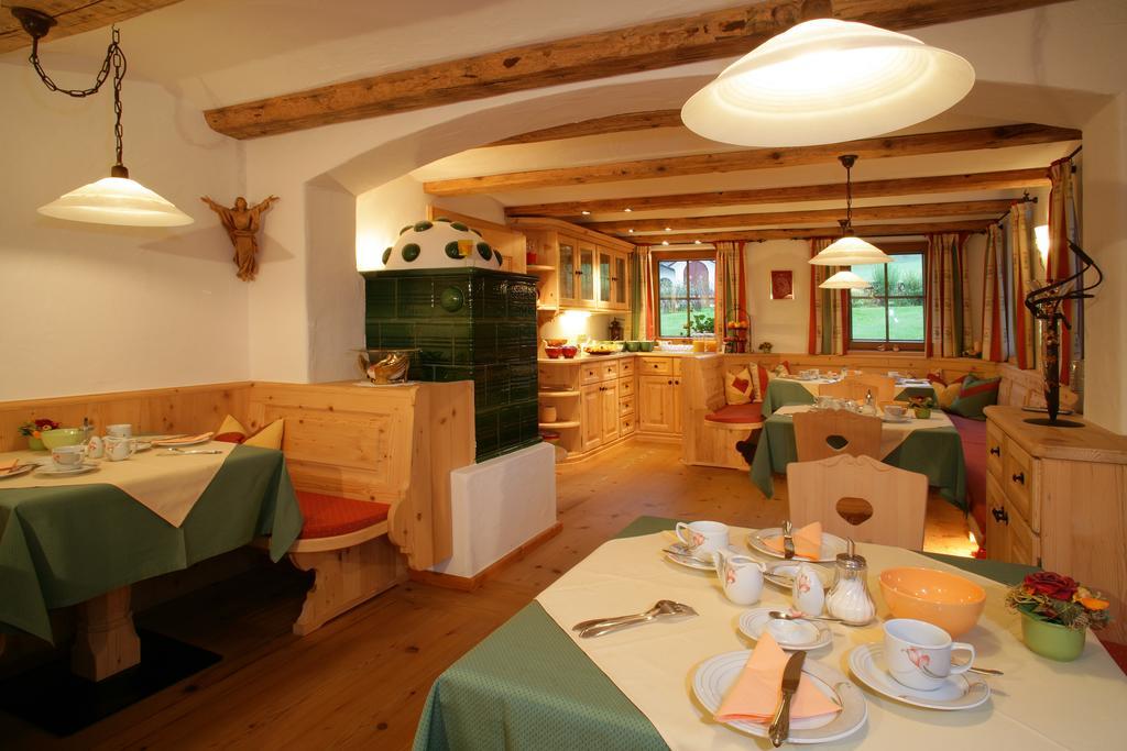 Gaestehaus Brantlhof Zimmer Und Ferienwohnungen In Going Am Wilden Kaiser Ngoại thất bức ảnh