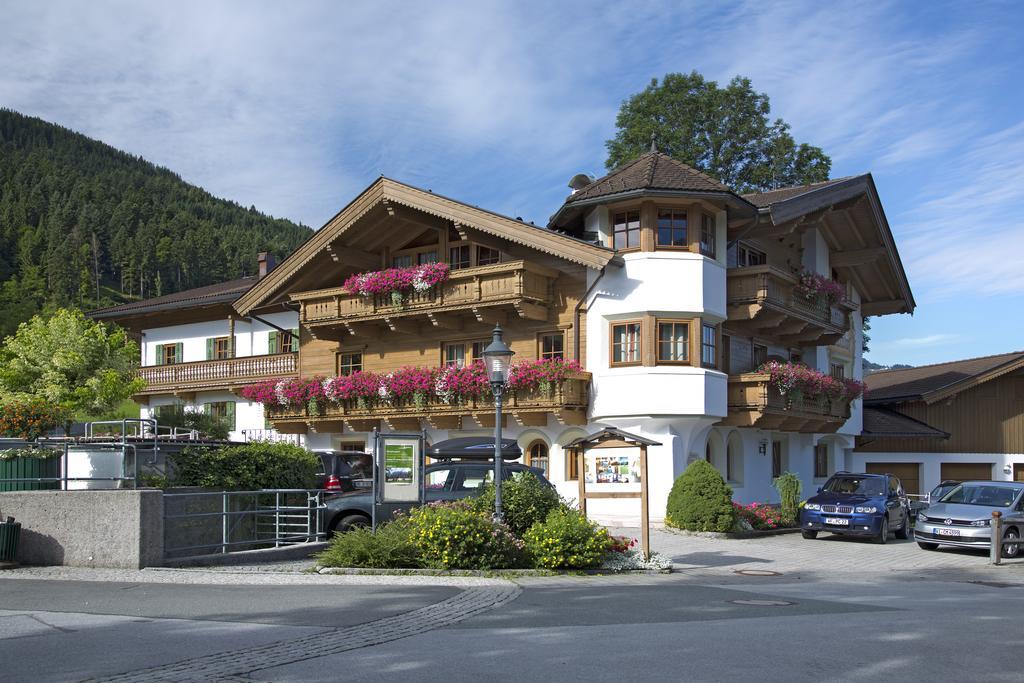 Gaestehaus Brantlhof Zimmer Und Ferienwohnungen In Going Am Wilden Kaiser Ngoại thất bức ảnh