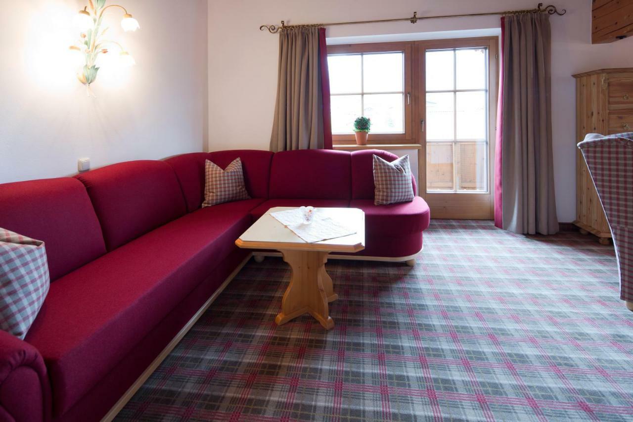 Gaestehaus Brantlhof Zimmer Und Ferienwohnungen In Going Am Wilden Kaiser Ngoại thất bức ảnh