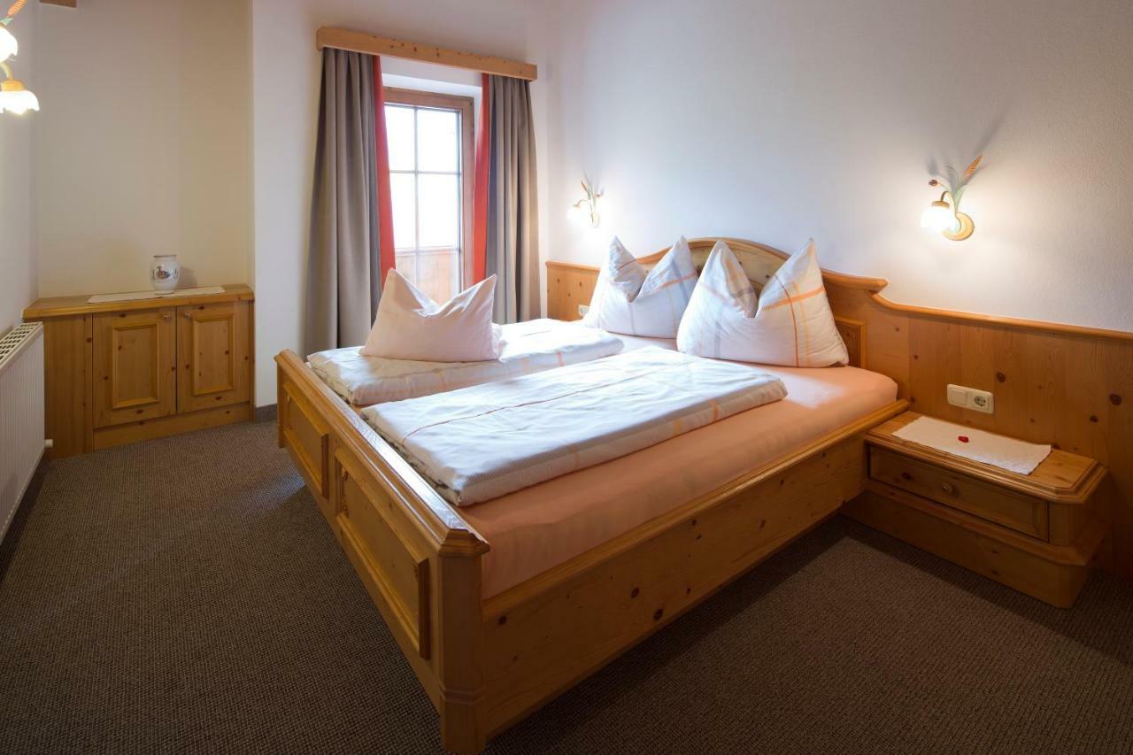 Gaestehaus Brantlhof Zimmer Und Ferienwohnungen In Going Am Wilden Kaiser Ngoại thất bức ảnh